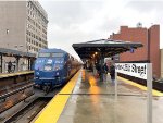 MNR at Harlem 125th St Station 